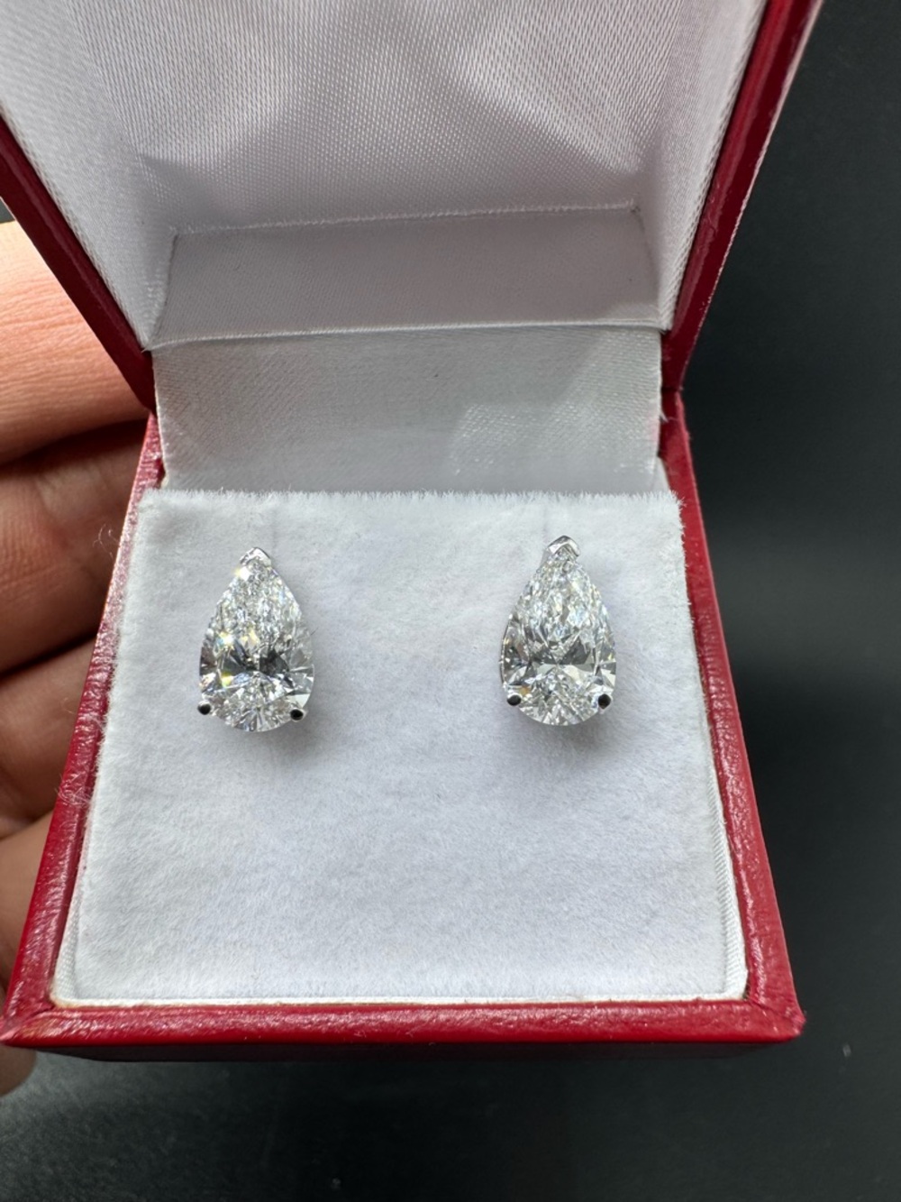 Pear-Shaped Certified lab grown diamonds  Stud Earrings 14k white gold